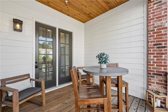 433 Burton Drive, Alpharetta, GA 30009