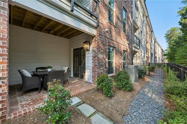433 Burton Drive, Alpharetta, GA 30009