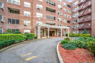 67-66 108th Street D/3, Forest Hills, NY 11375