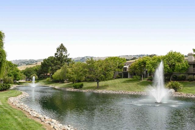 7012 Via Valverde, San Jose, CA 95135