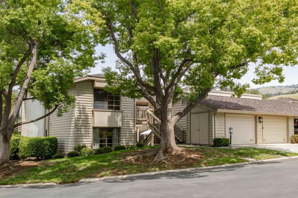 Image 1 of property listing at 7012 Via Valverde, San Jose, CA 95135