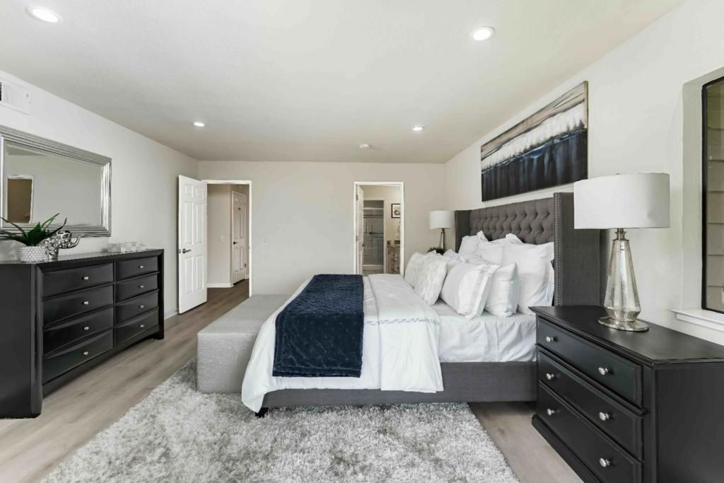 Image 10 of property listing at 7012 Via Valverde, San Jose, CA 95135