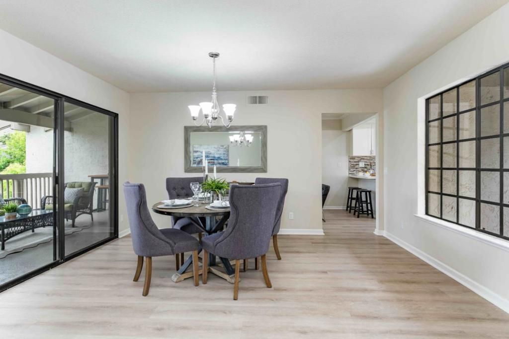Image 5 of property listing at 7012 Via Valverde, San Jose, CA 95135