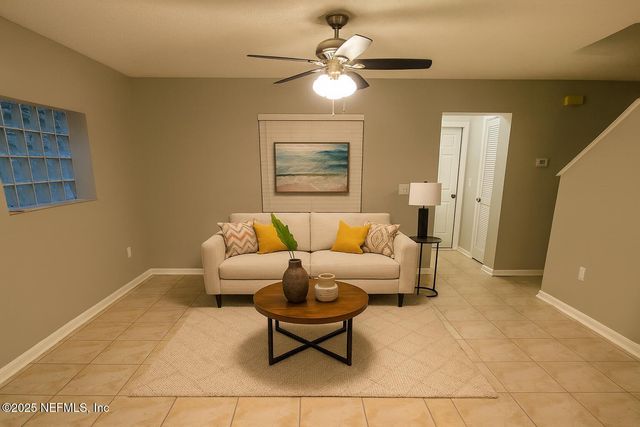 1231 BROOKWOOD FOREST Boulevard, Jacksonville, FL 32225