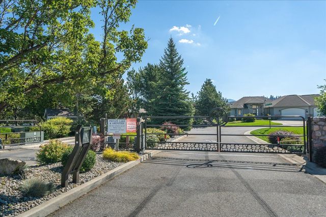 718 S Shelley Lake Ln, Spokane Valley, WA 99037