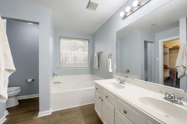 132 Redbud Drive, Forney, TX 75126
