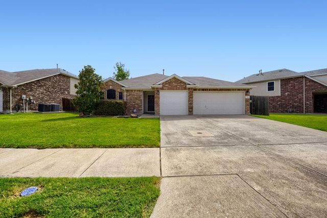 132 Redbud Drive, Forney, TX 75126