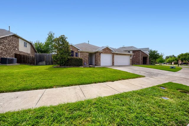 132 Redbud Drive, Forney, TX 75126