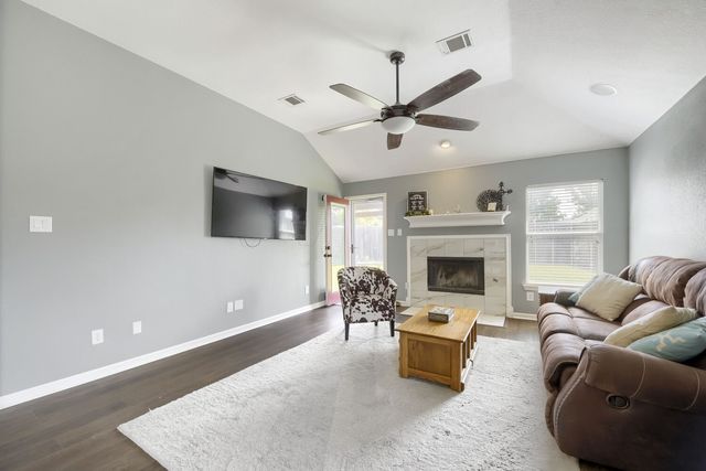 132 Redbud Drive, Forney, TX 75126