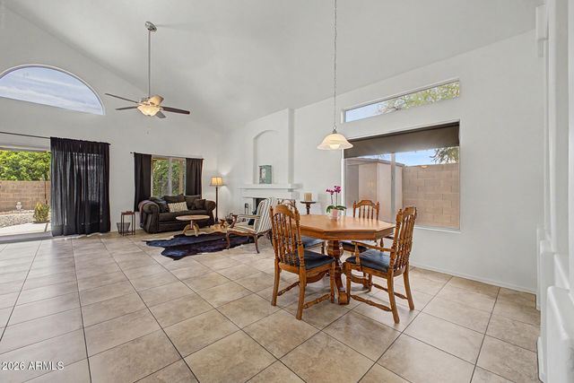 8515 W BLUEFIELD Avenue, Peoria, AZ 85382