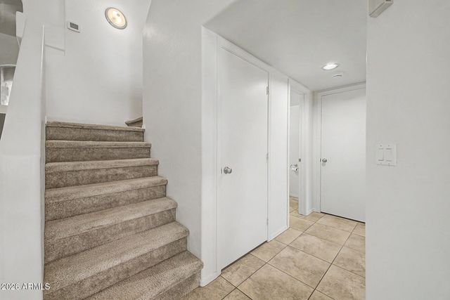 8515 W BLUEFIELD Avenue, Peoria, AZ 85382