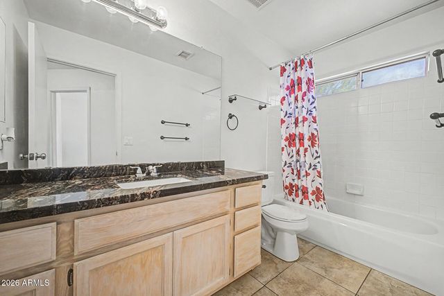 8515 W BLUEFIELD Avenue, Peoria, AZ 85382