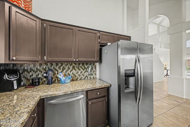 8515 W BLUEFIELD Avenue, Peoria, AZ 85382