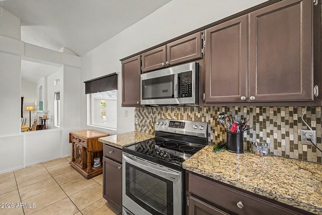 8515 W BLUEFIELD Avenue, Peoria, AZ 85382