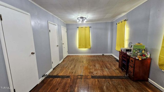 223 Northwest Craig Street, Norton, VA 24273