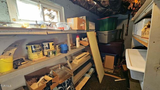 223 Northwest Craig Street, Norton, VA 24273