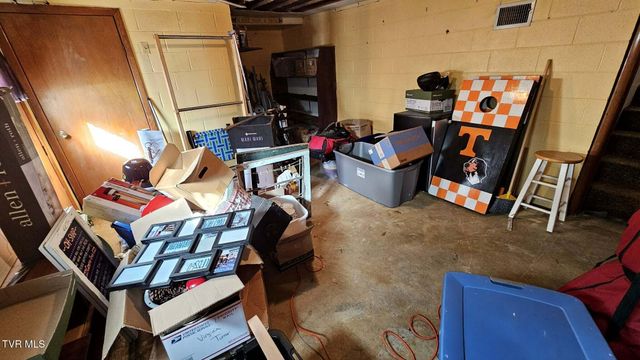 223 Northwest Craig Street, Norton, VA 24273