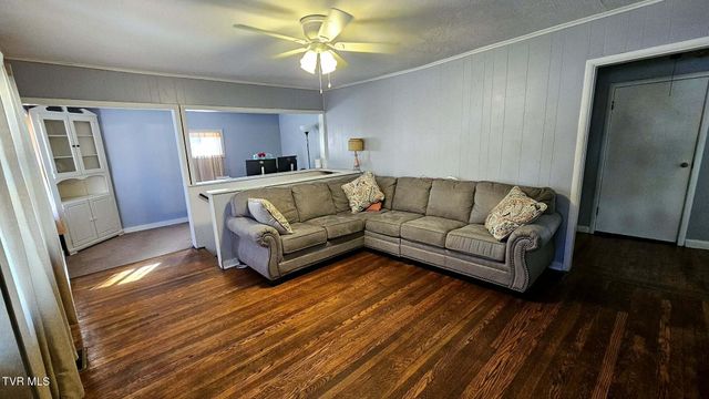 223 Northwest Craig Street, Norton, VA 24273