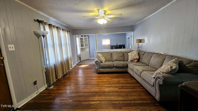 223 Northwest Craig Street, Norton, VA 24273