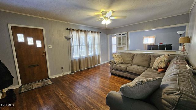 223 Northwest Craig Street, Norton, VA 24273