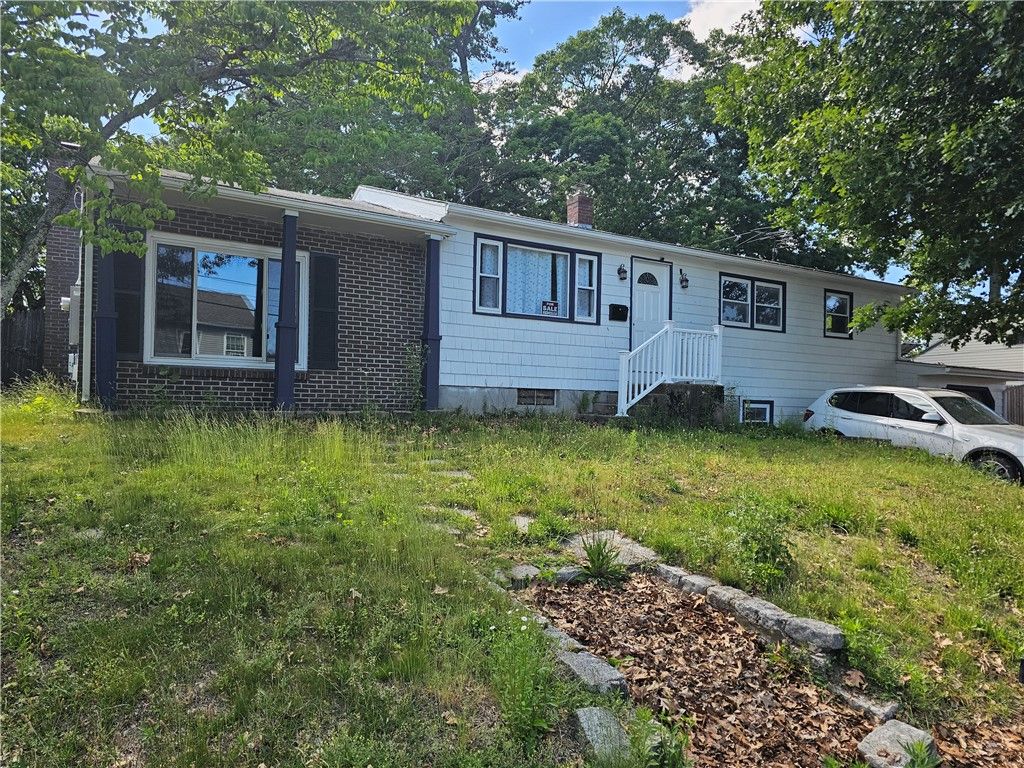 26 Fornelli Street, West Warwick, RI 02893