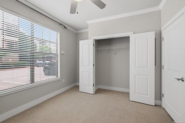 7342 Oak Manor Dr Apt 3101, San Antonio, TX 78229