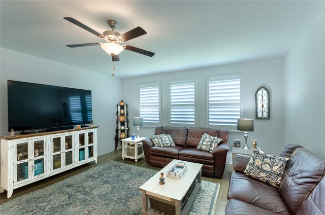 528 Sycamore Drive, Princeton, TX 75407