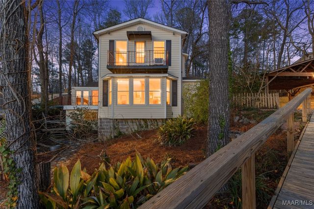 580 Lake Shore Drive, Titus, AL 36080