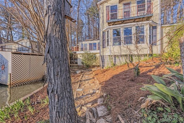 580 Lake Shore Drive, Titus, AL 36080