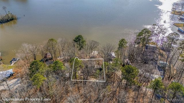 580 Lake Shore Drive, Titus, AL 36080