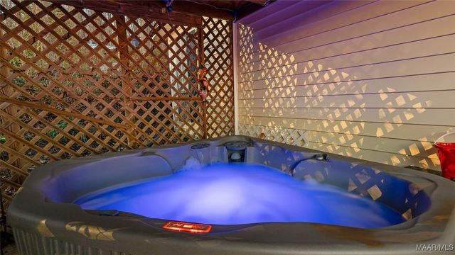 580 Lake Shore Drive, Titus, AL 36080