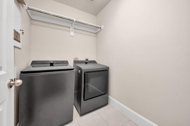 4811 Applewood Crest Lane, Rosharon, TX 77583