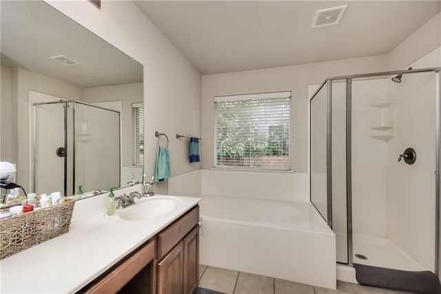 4490 Heritage Well LN, Round Rock, TX 78665