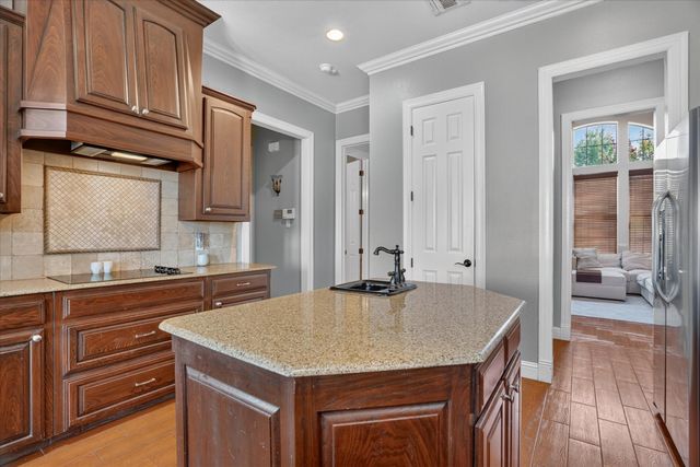 10808 Hawkins Home Boulevard, Benbrook, TX 76126