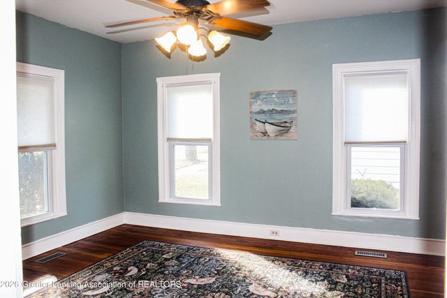 109 E Plain Street, Eaton Rapids, MI 48827