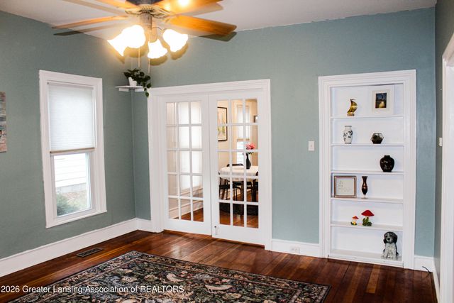 109 E Plain Street, Eaton Rapids, MI 48827