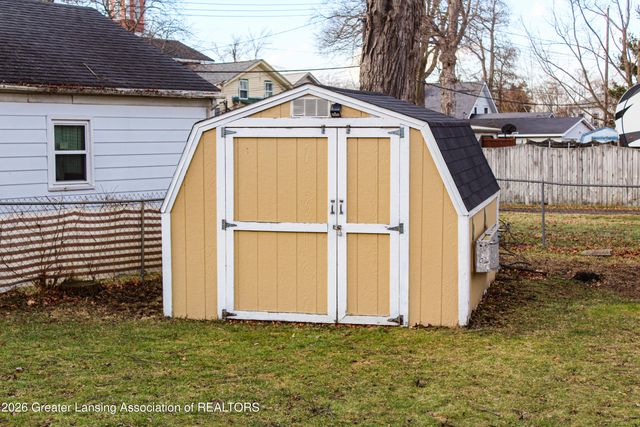 109 E Plain Street, Eaton Rapids, MI 48827