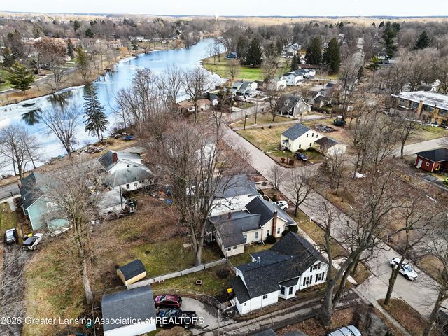 109 E Plain Street, Eaton Rapids, MI 48827
