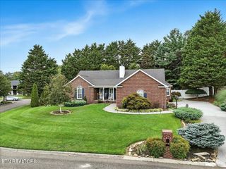 7273 Ashburton Drive, Knoxville, TN 37909