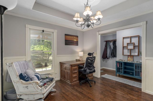 1417 S Thousand Oaks Drive, Nixa, MO 65714