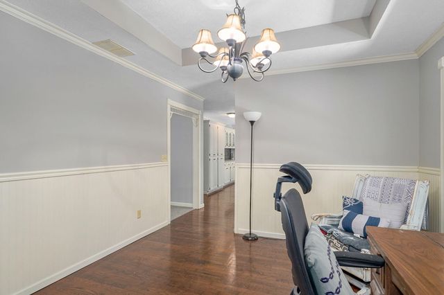 1417 S Thousand Oaks Drive, Nixa, MO 65714
