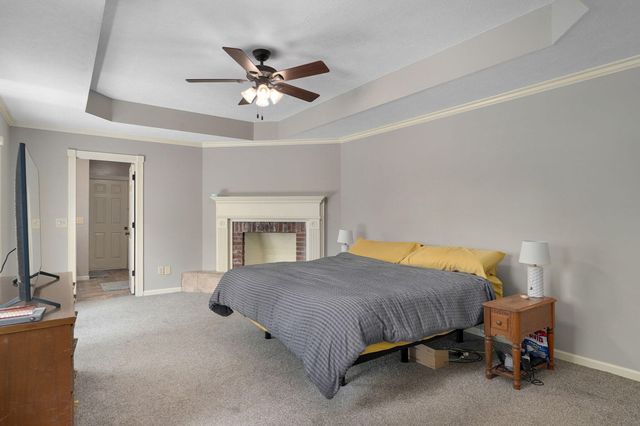 1417 S Thousand Oaks Drive, Nixa, MO 65714