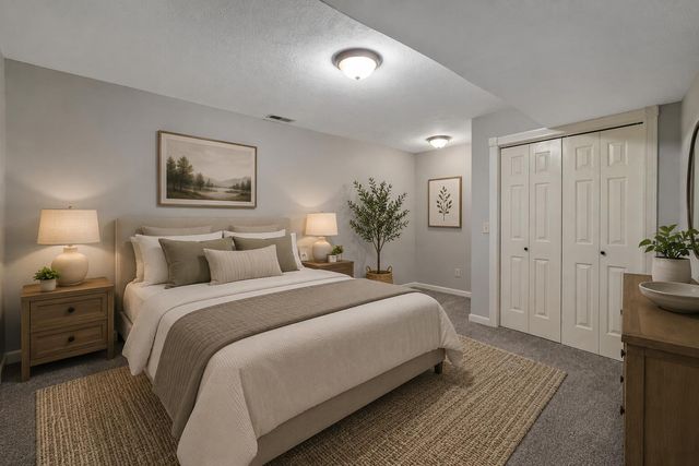 1417 S Thousand Oaks Drive, Nixa, MO 65714