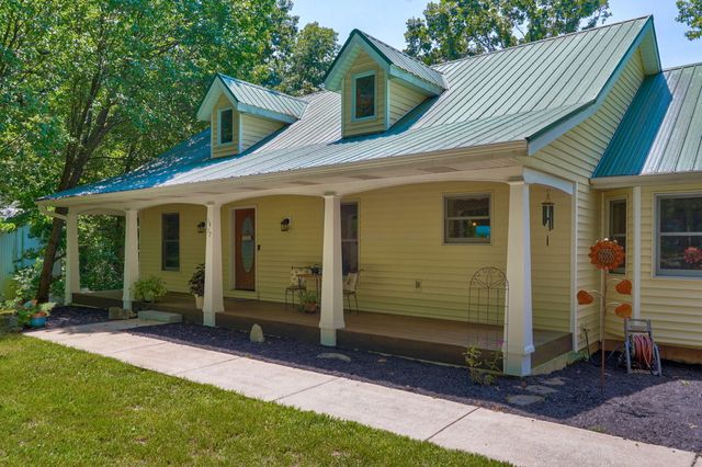 1417 S Thousand Oaks Drive, Nixa, MO 65714