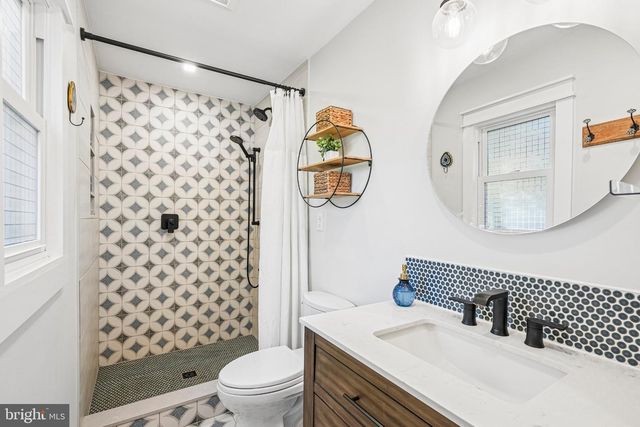 2 BEECHCROFT DR, East Windsor Twp, NJ 08520