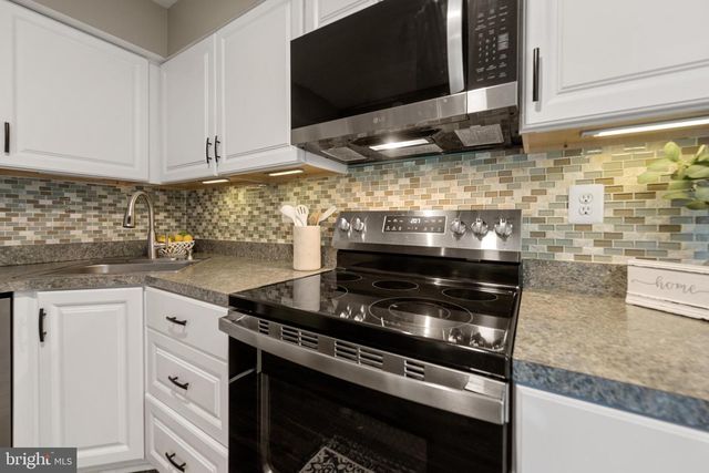 8520 ABELL WAY, Waldorf, MD 20603