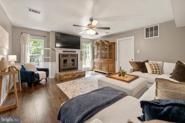 8520 ABELL WAY, Waldorf, MD 20603