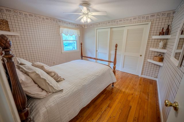 132 Paxton Rd, Spencer, MA 01562