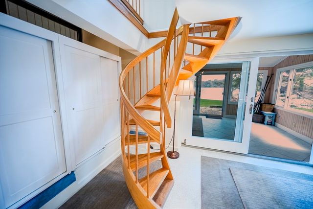 132 Paxton Rd, Spencer, MA 01562