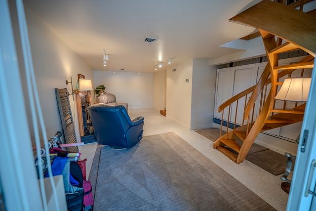 132 Paxton Rd, Spencer, MA 01562
